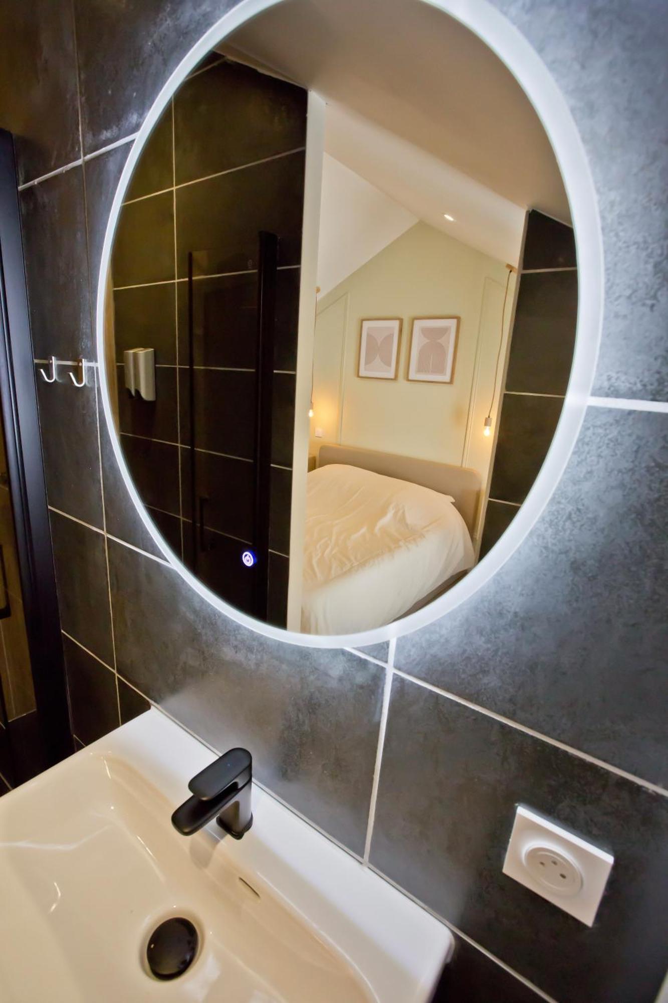 Montsejour - Magnifique T2 Avec Filet Suspendu Tarbes Exterior foto